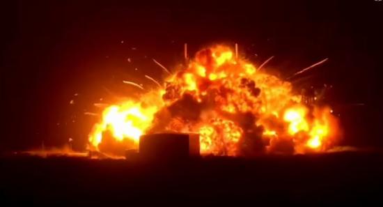 Blue Origin Rocket Explodes During Launch Test